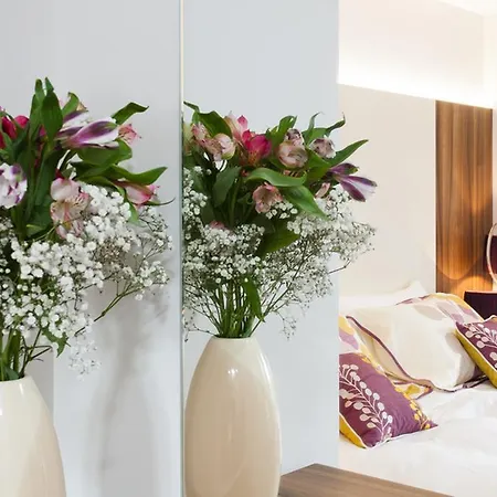 The Apartments @ Carus Green *